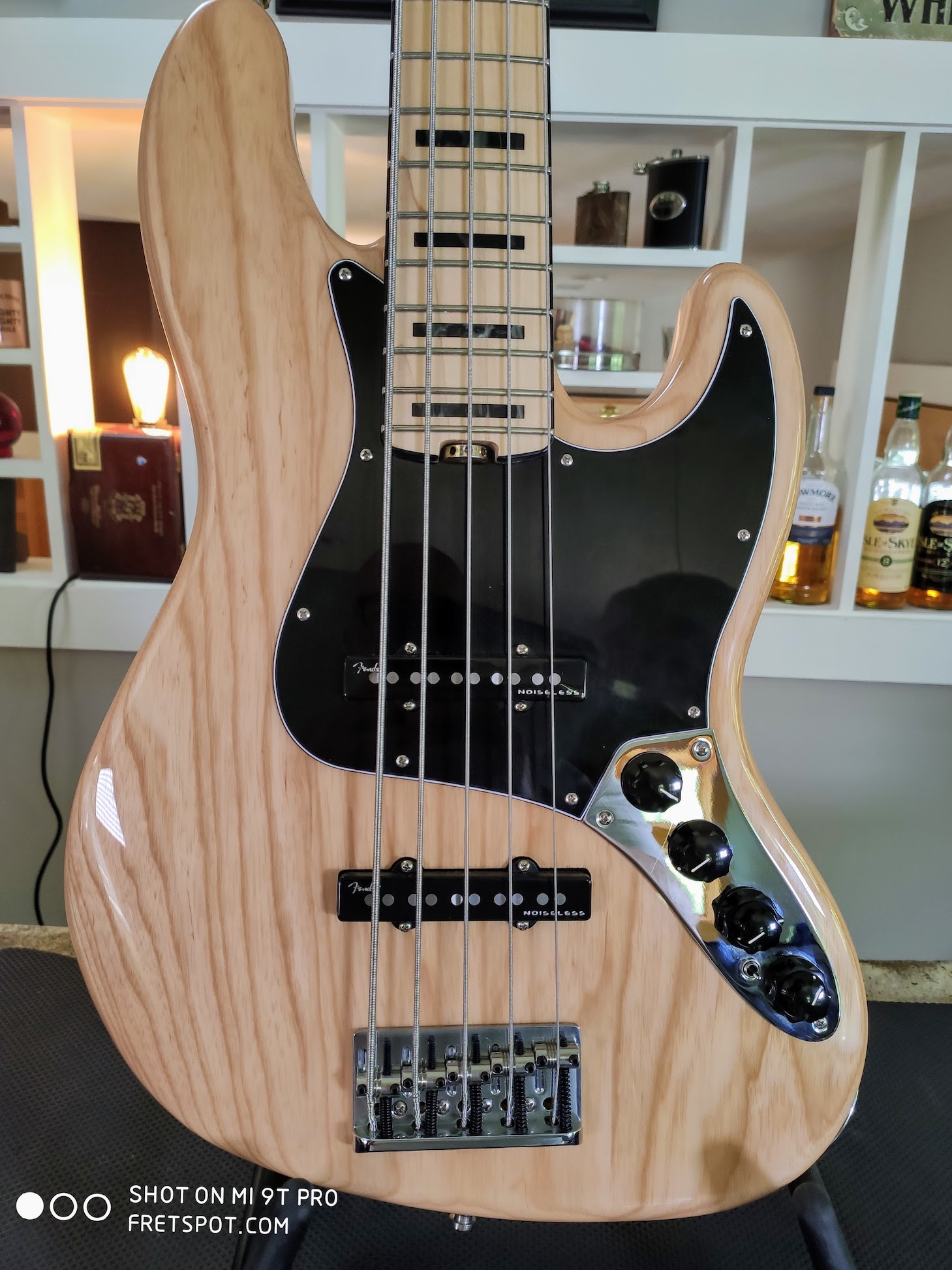 Fender American Elite Jazz Bass V Natural MINT, Fender TSA Case Included